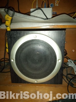 microlab sound  box